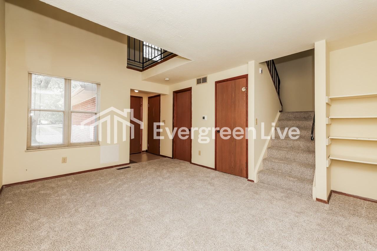 8229 Schoolgate Dr - Photo 3 of 15