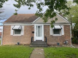 featured image of 18050 School St