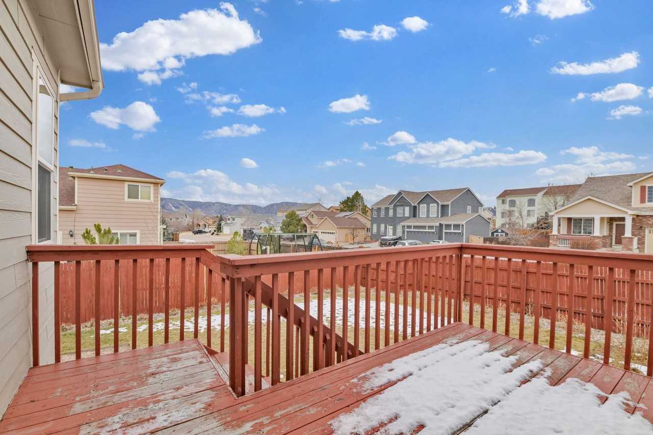 14238 Petrel Dr - Photo 4 of 42