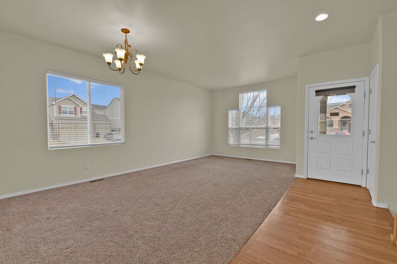 14238 Petrel Dr - Photo 6 of 42