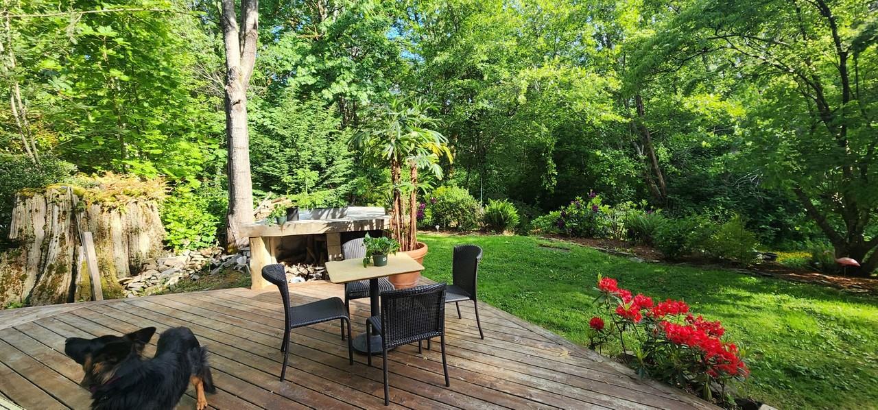 4549 125th Ave Se #A - Photo 2 of 10