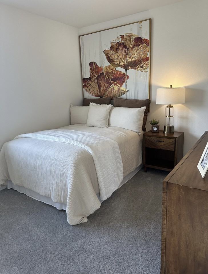 810 Mora Cir #NA - Photo 2 of 4
