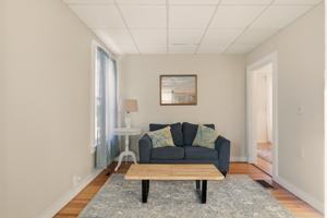 featured image of 8 Carey St #NA