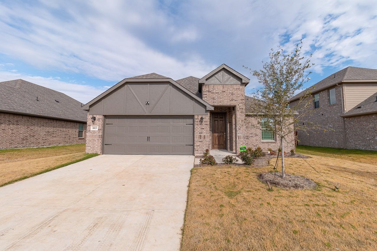 1013 Verde Valley Ln #NA - Photo 2 of 26