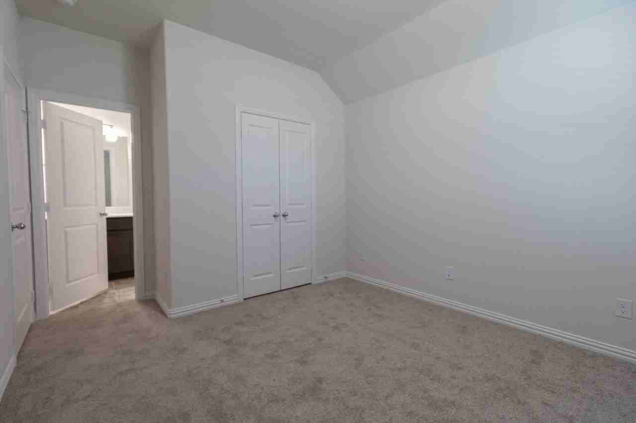 1013 Verde Valley Ln #NA - Photo 4 of 26