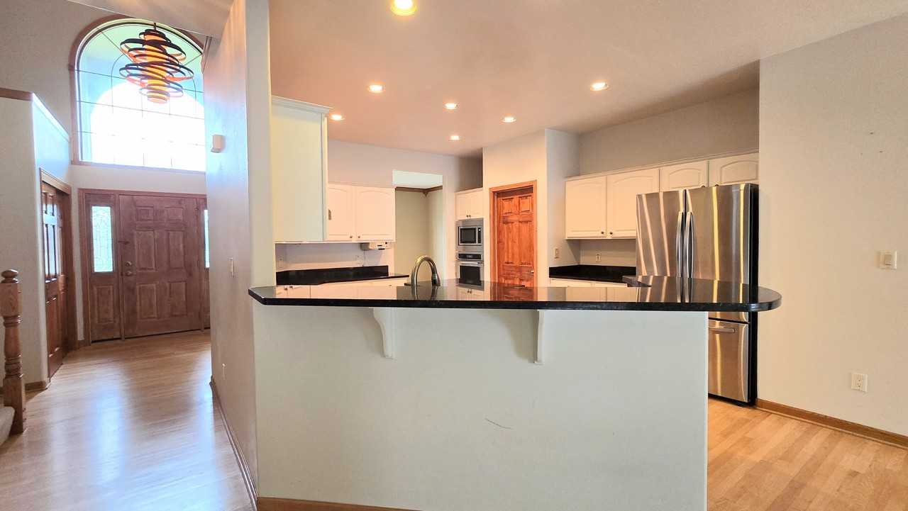 2340 Robbie Ct #NA - Photo 2 of 25