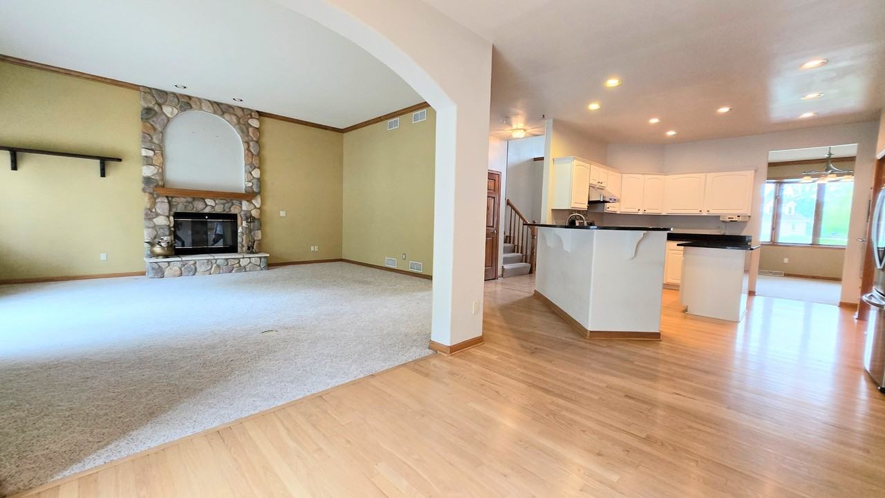 2340 Robbie Ct #NA - Photo 4 of 25
