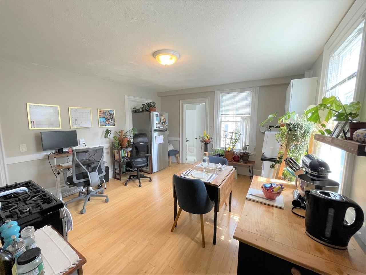 16 Cutter St #2R - Photo 3 of 10
