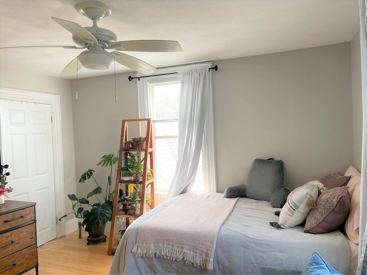16 Cutter St #2R - Photo 7 of 10