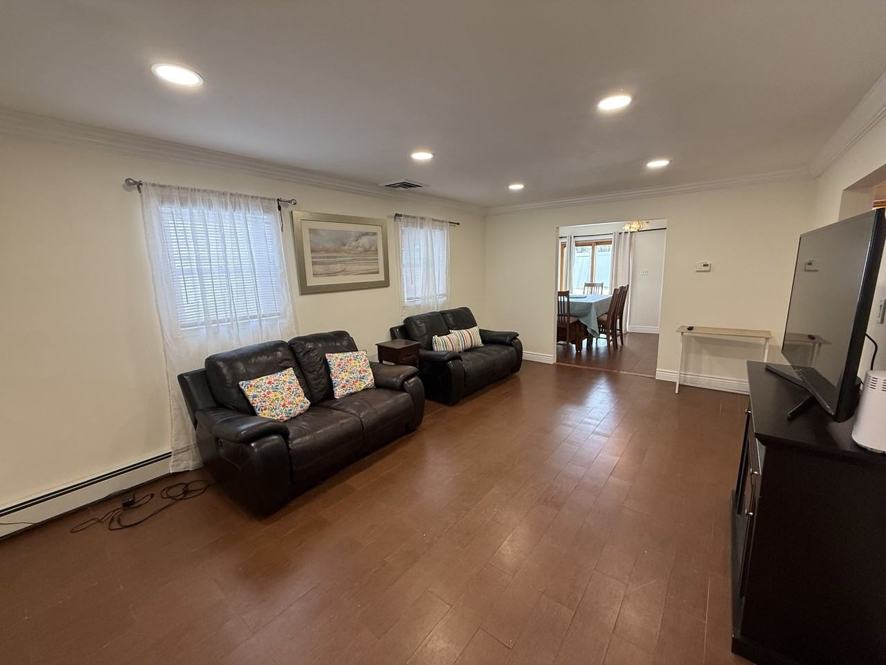 566 W Park Ave #NA - Photo 4 of 30