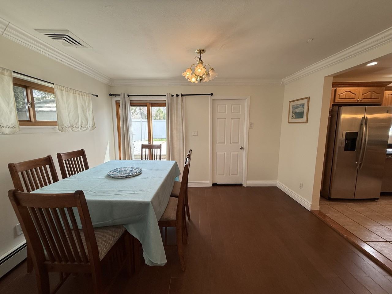 566 W Park Ave #NA - Photo 7 of 30