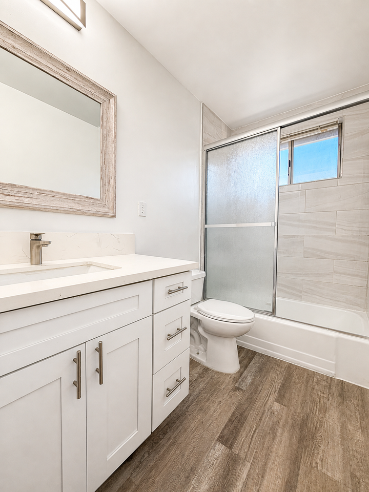 1472 S Wooster St #6 - Photo 7 of 15