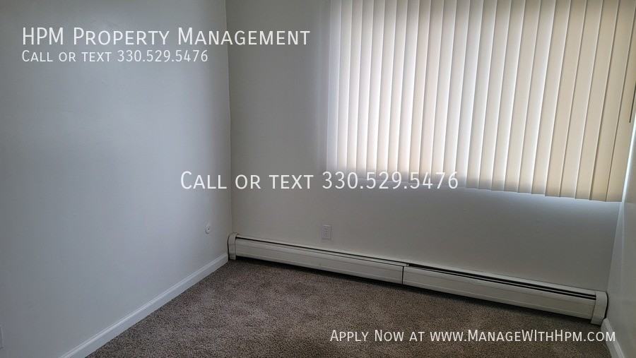 719 E Waterloo Rd #A - Photo 3 of 9
