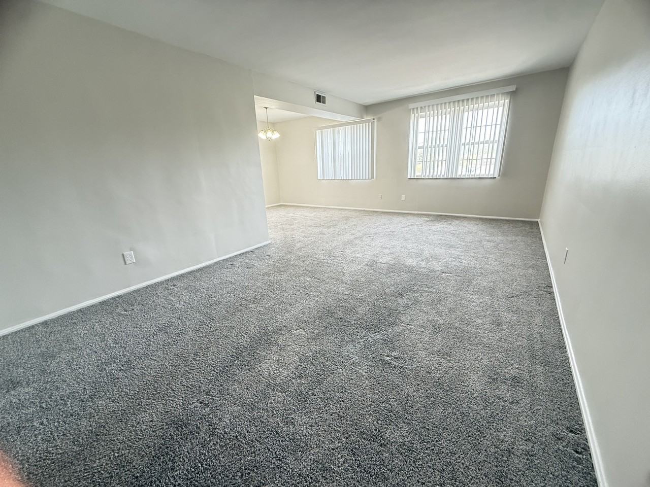 3310 Warrensville Center Rd - Photo 4 of 16