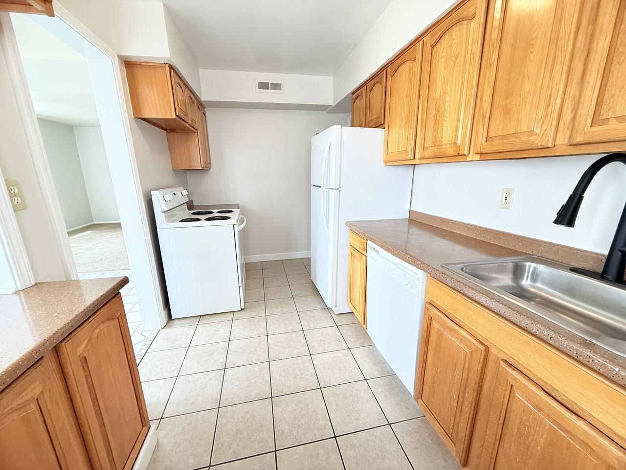 3310 Warrensville Center Rd - Photo 6 of 16