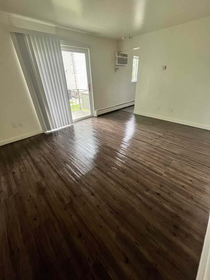 2642 Harrison Ave #21