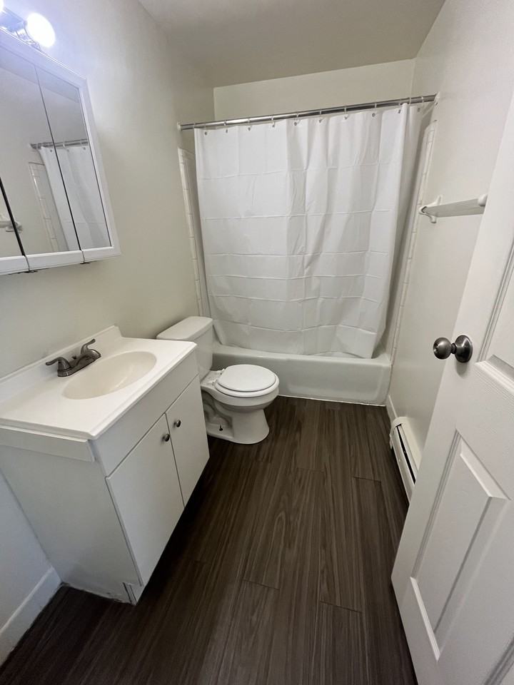 2642 Harrison Ave #21 - Photo 7 of 7
