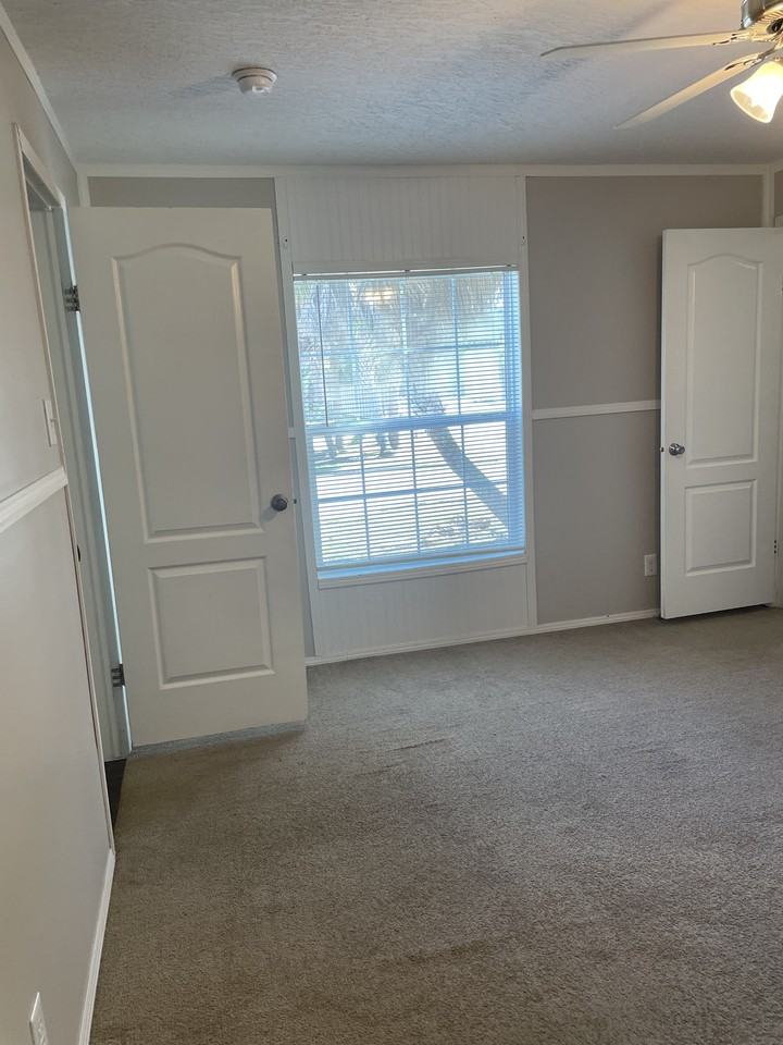 25 Ne 17th St #NA - Photo 7 of 16