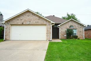 6930 Ranch Hill Dr - Photo 1 of 1