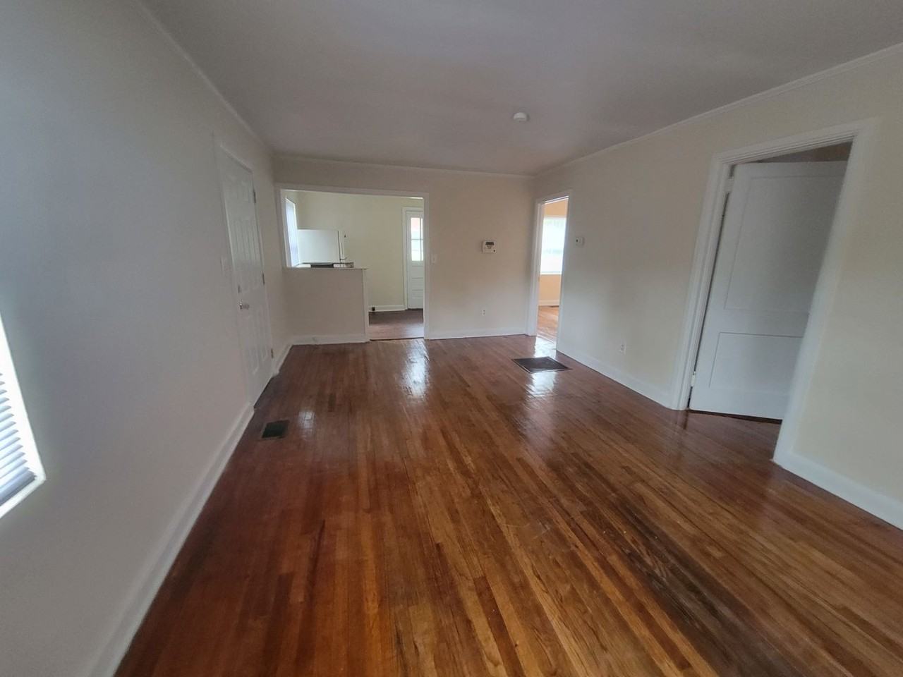 231 Pineneedle Rd - Photo 3 of 6