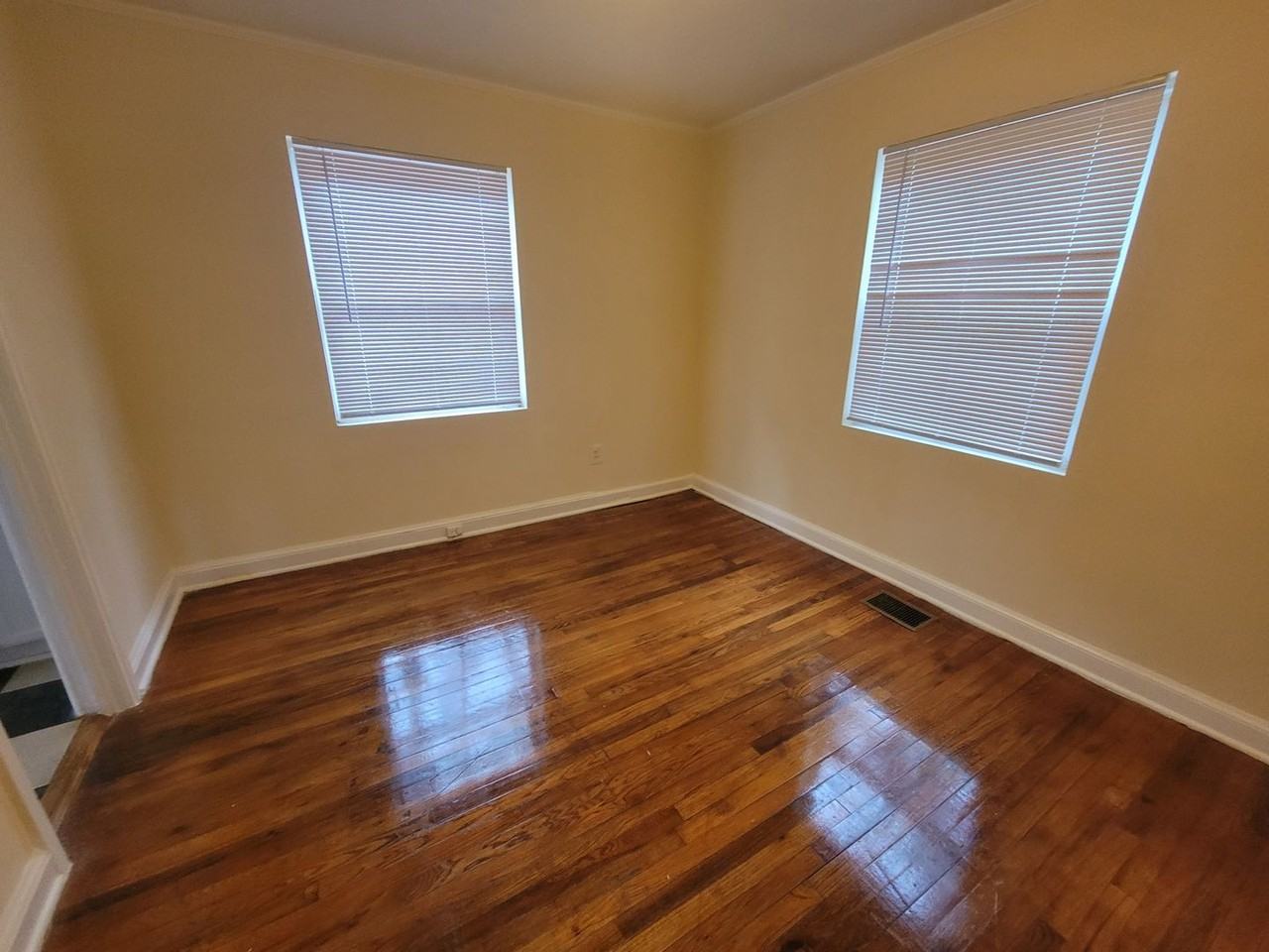 231 Pineneedle Rd - Photo 6 of 6