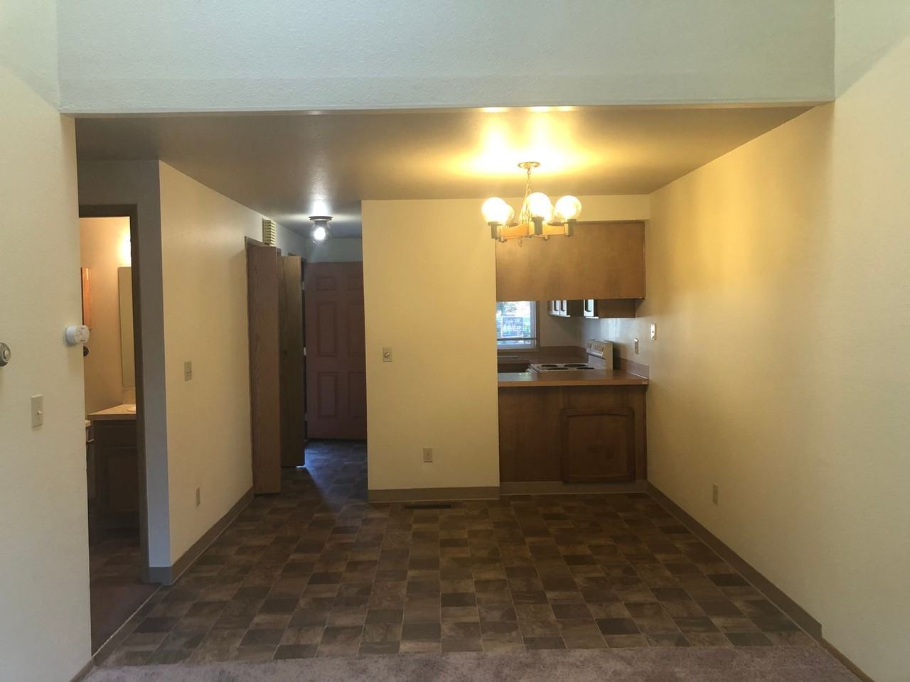827 Sw Maple Tree Dr - Photo 6 of 16