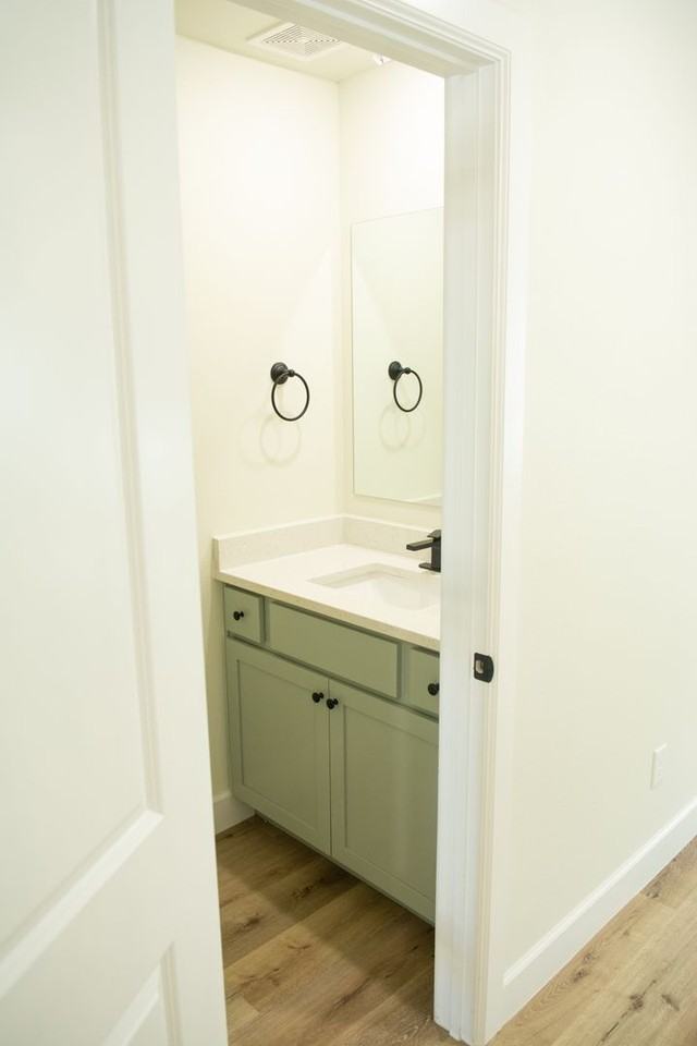 150 N Centennial Ave - Photo 4 of 32