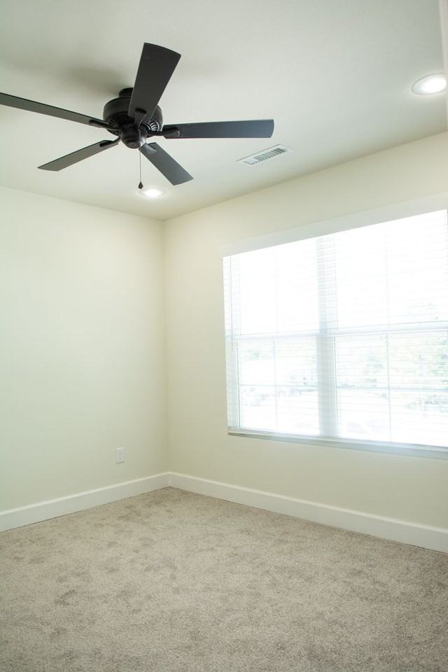 154 N Centennial Ave - Photo 7 of 32