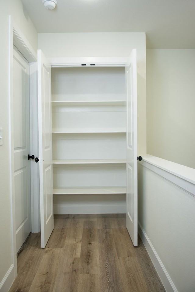 154 N Centennial Ave - Photo 2 of 32