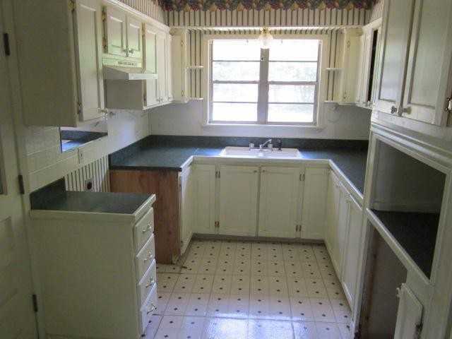 3912 Briscoe St - Photo 2 of 4