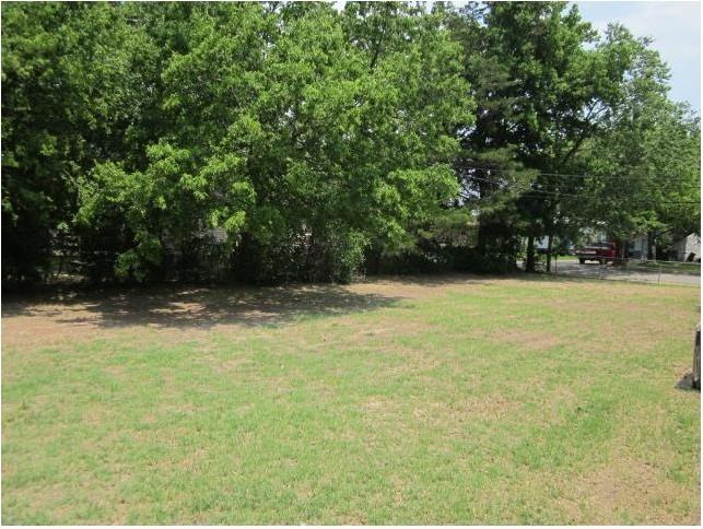 3912 Briscoe St - Photo 4 of 4