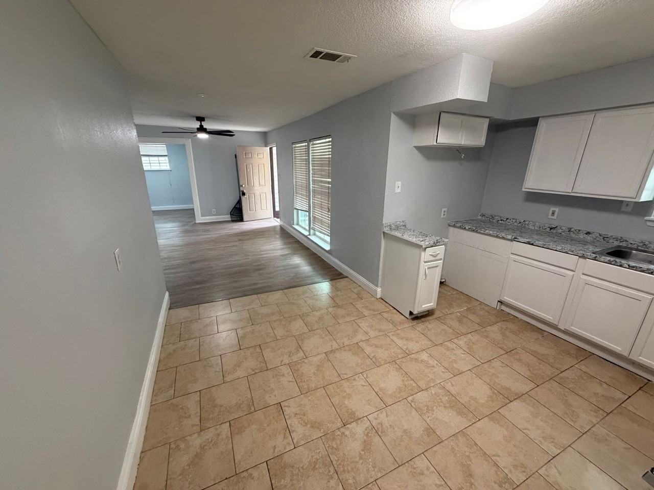 3002 Shenstone Dr - Photo 2 of 14