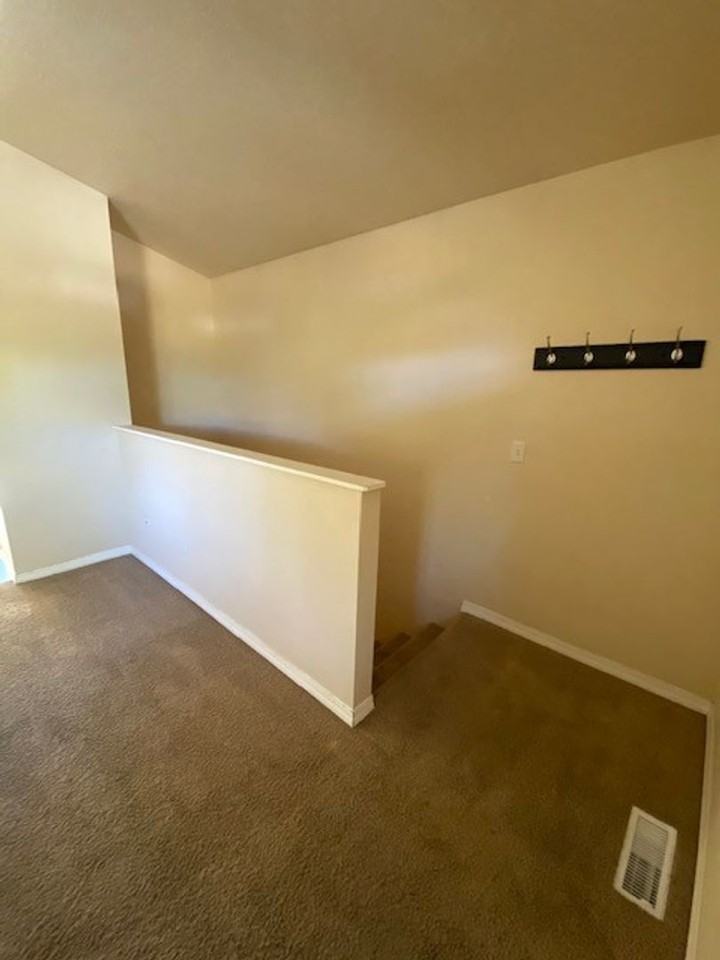 1742 S 12th St W - Photo 6 of 26