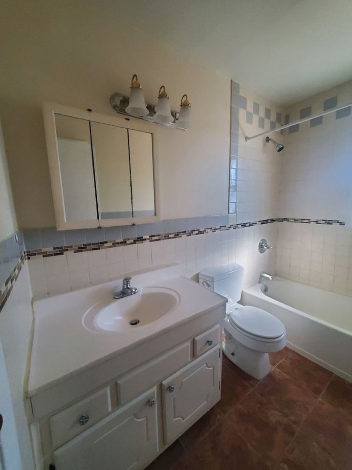 1606 Gibson St - Photo 7 of 9