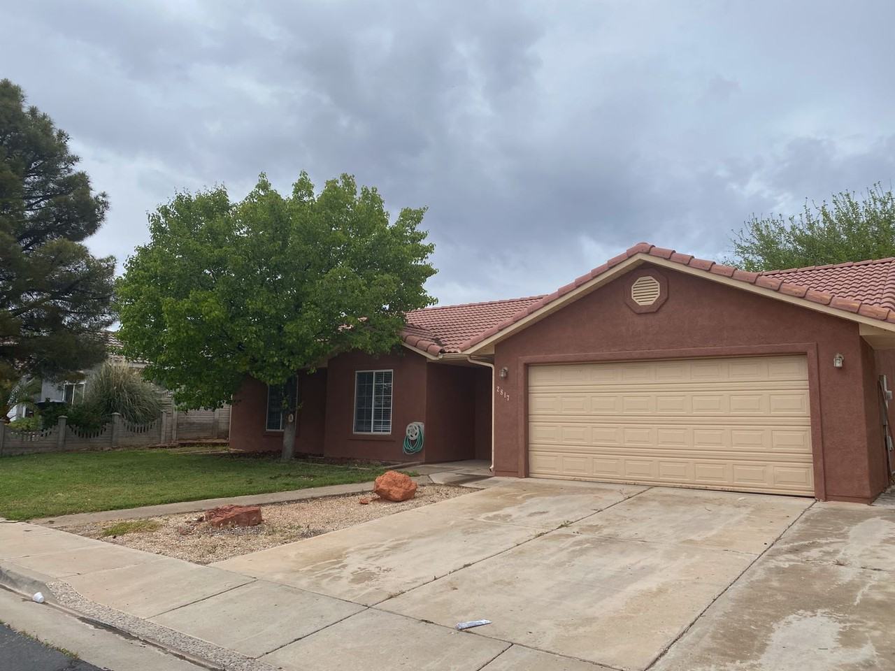 2817 E 110 N - Photo 2 of 16