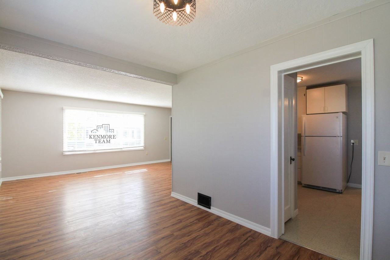 402 Benham St - Photo 2 of 14