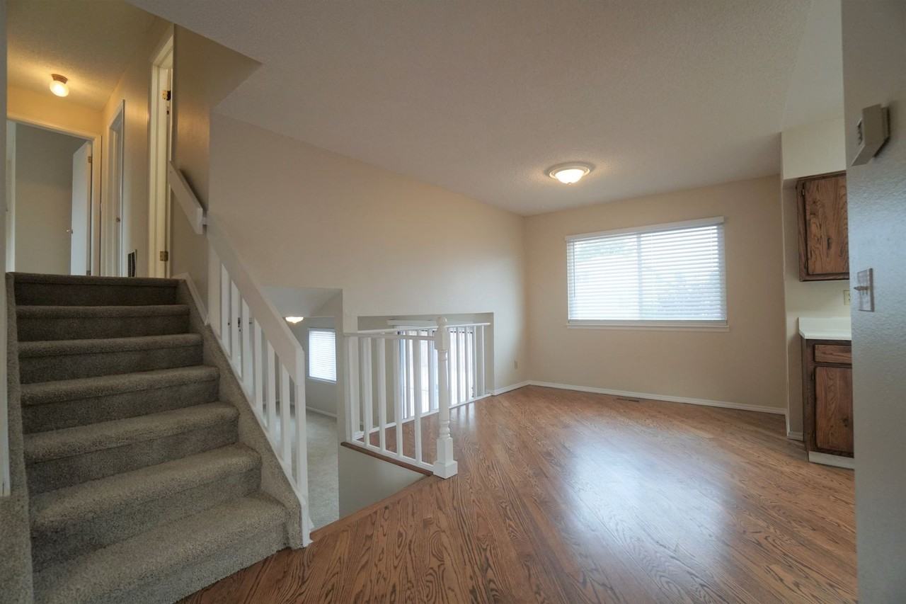 3460 Sun River Pl - Photo 4 of 25