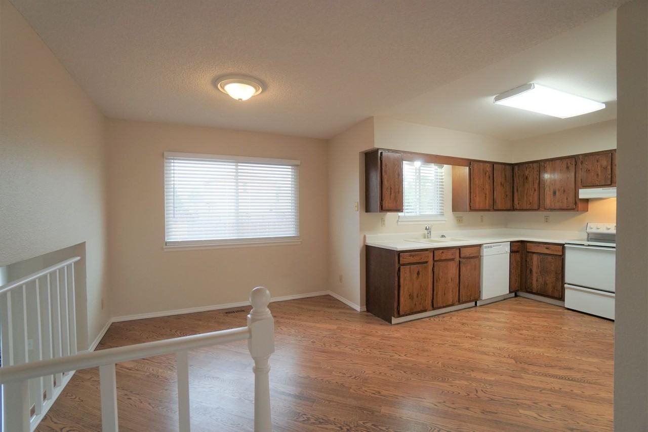 3460 Sun River Pl - Photo 5 of 25