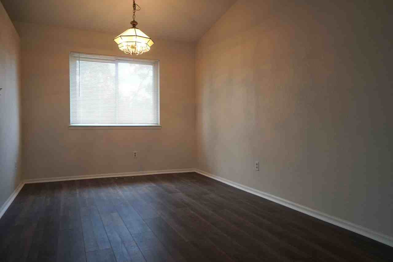 2205 Parliament Dr - Photo 6 of 24