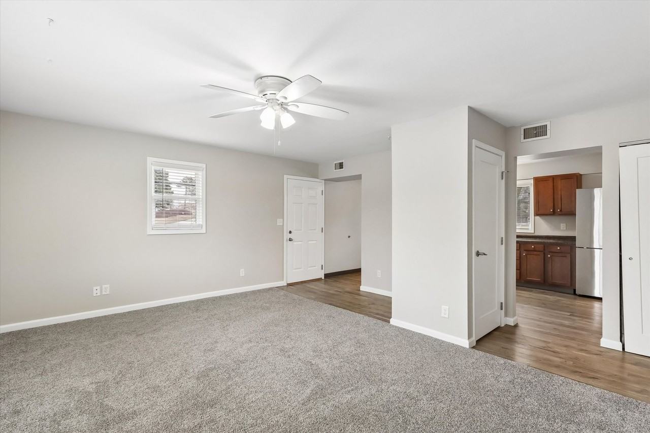 1928 F St - Photo 6 of 22