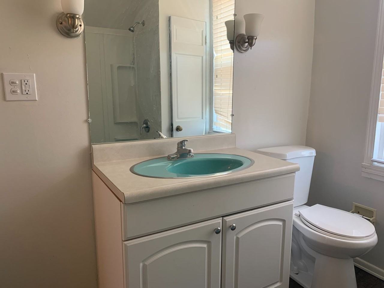 2291 Valera Ave - Photo 2 of 16