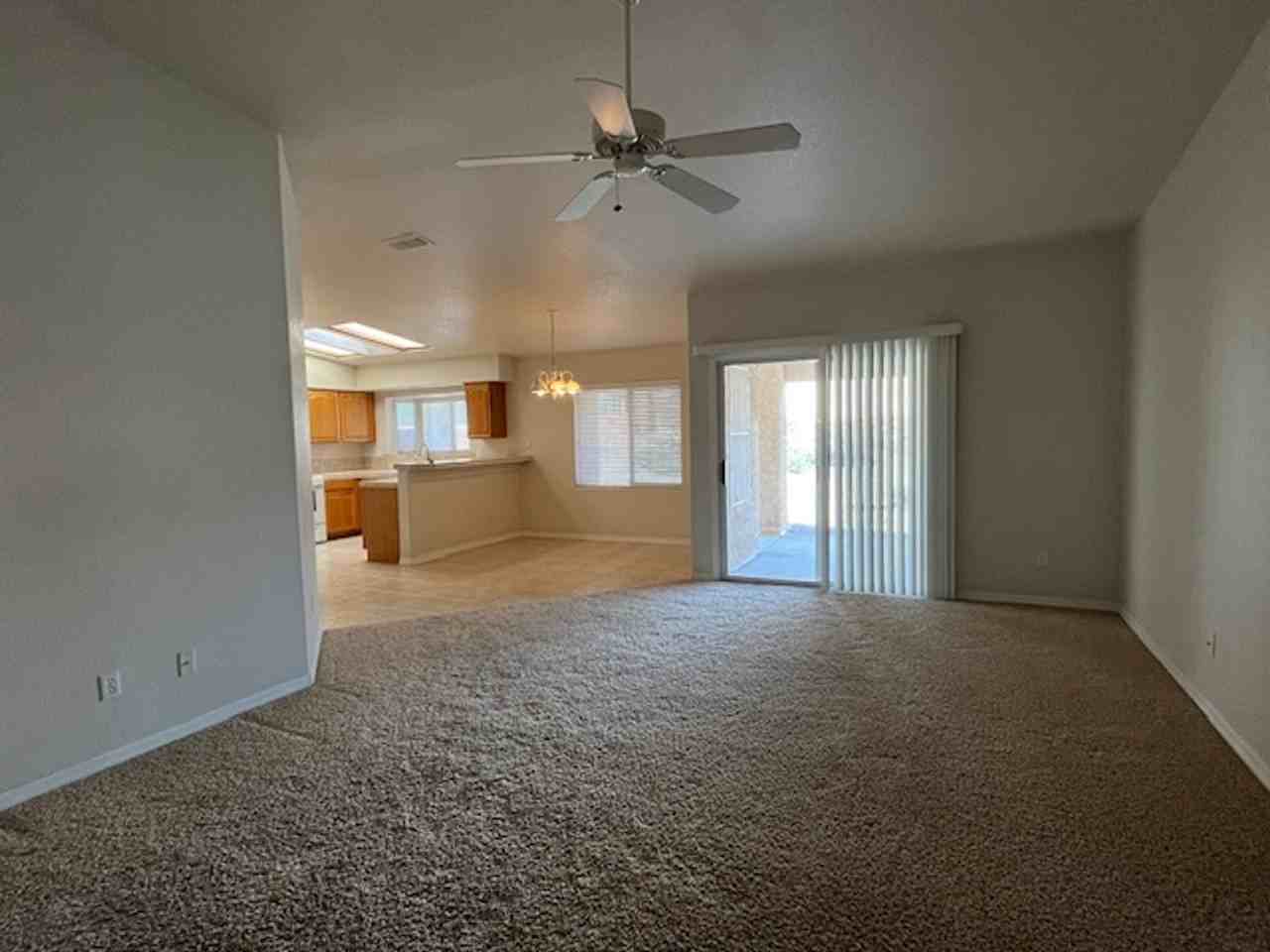 2683 Daytona Ave - Photo 2 of 14