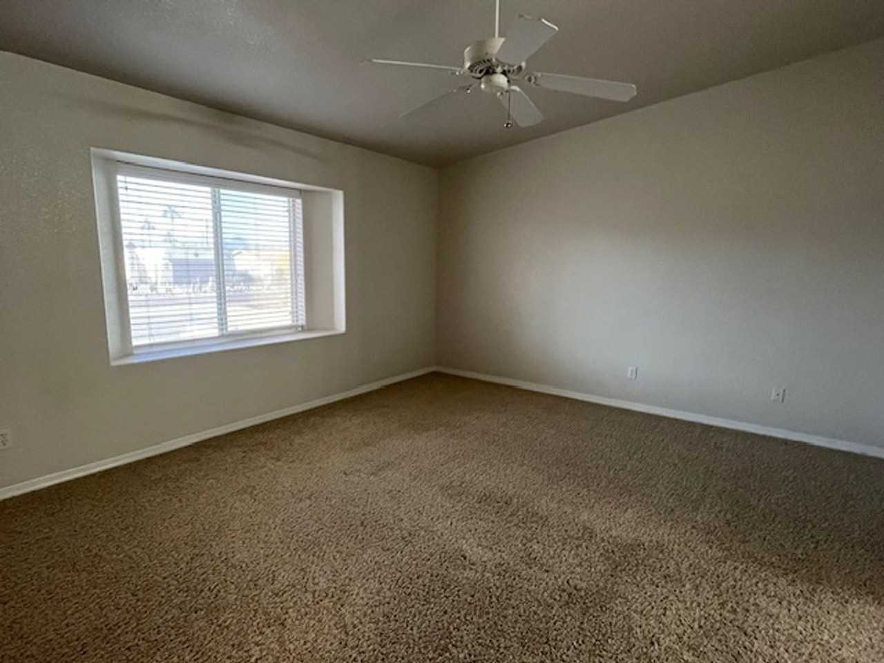 2683 Daytona Ave - Photo 7 of 14
