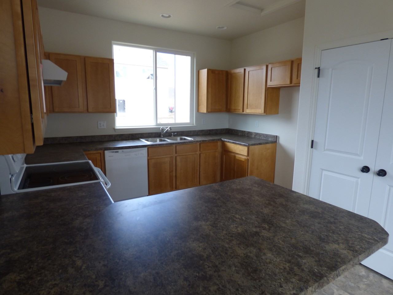 3435 Petrel Dr - Photo 7 of 23