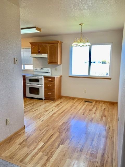 2597 Turquoise St - Photo 7 of 13
