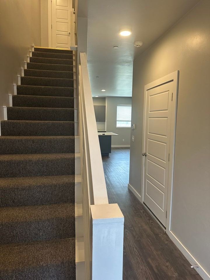 750 Sw 14th St - Photo 2 of 27