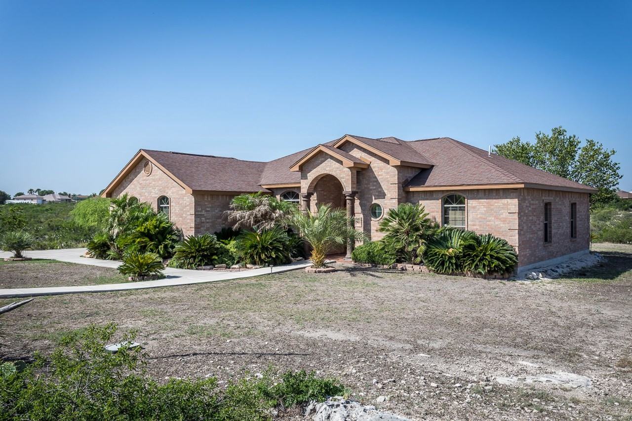 203 Gancho - Photo 2 of 25