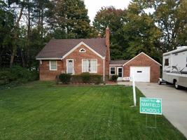 featured image of 1649 Som Center Rd