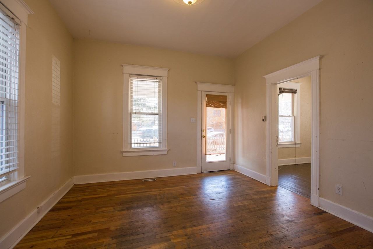 312 Cherry St - Photo 4 of 25