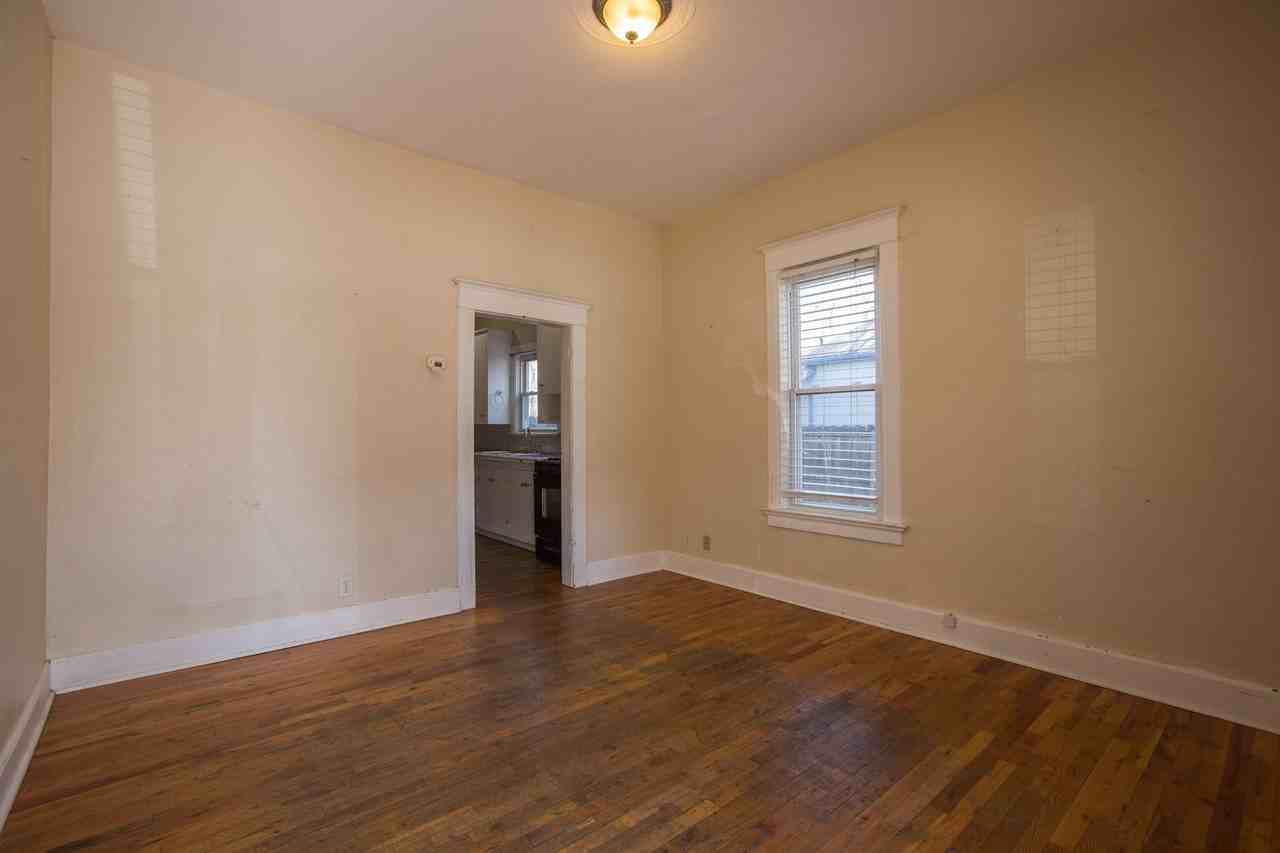 312 Cherry St - Photo 5 of 25